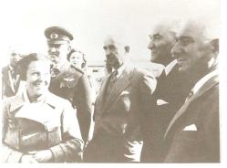 ATATÜRK...İNÖNÜ fotoğrafları orijinal baskıdan çoğaltılmış serisi