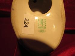 SÜMERBANK IN KUĞU ŞEKLİNDE SINIRLI SAYIDA ÜRETTİĞİ SİGARA VEYA PURO KÜLLÜĞÜ 224,1