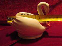 SÜMERBANK IN KUĞU ŞEKLİNDE SINIRLI SAYIDA ÜRETTİĞİ SİGARA VEYA PURO KÜLLÜĞÜ 224,1