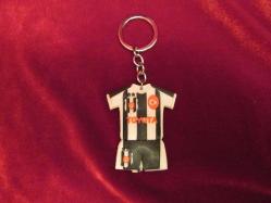 ANAHTARLIK BEŞİKTAŞ İÇİN YAPTIRILAN ÇOK ENDER 2000 BAŞLARINA AİT SİLİKON KOLEKSİYON ANAHTARLIK  694