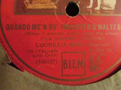 TAŞ PLAK ÜNLÜ İTALYAN SOPRANO LUCREZİA BORİ NİN PUCCİNİ NİN LA BOHEME ESERİNİ OKUDUĞU TAŞ PLAK 644