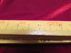 METRE ESKİNİN USTALARIN YANINDAN AYIRMADIĞI KIVIRMALI İÇ İÇE GEÇMELİ AHŞAP METRE 243-1