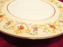 PORSELEN LİMOGES ALTIN VERMİYELİ TABAK(18 CM) VE ÇOK DEĞERLİ BİR KOLEKSİYON PARÇASI 455