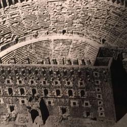 FOTOĞRAF(ORJİNAL) ASPENDOS ANTİK TİYATROSU.EPEY BÜYÜKÇE VE ÇOK ESKİ.1940 LI 50 Lİ SENELER 337