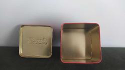 COCA-COLA TENEKE KUTU. KOLEKSİYONLUK KONDİSYON YÜKSEK.