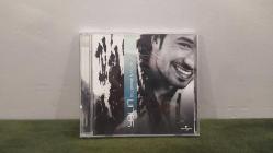 YALIN ELLERİNE SAĞLIK CD ALBÜM KONDİSYON İYİ. HAFİF ÇİZİKLER VAR.