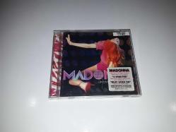Madonna - Kapak Confessions on a Dance Floor Cd'si Hard Candy Orta kondisyon. Koleksiyonluk Nadir cd
