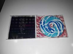 Madonna - Kapak Confessions on a Dance Floor Cd'si Hard Candy Orta kondisyon. Koleksiyonluk Nadir cd