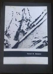 AKADEMİK BİR ÇALIŞMA SİYAH BEYAZ FOTOĞRAF