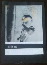 AKADEMİK BİR ÇALIŞMA SİYAH BEYAZ FOTOĞRAF