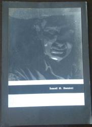 AKADEMİK BİR ÇALIŞMA SİYAH BEYAZ FOTOĞRAF