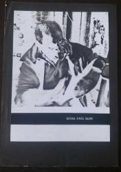 AKADEMİK BİR ÇALIŞMA SİYAH BEYAZ FOTOĞRAF