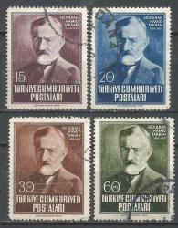 **(58)**1952 ABDÜLHAK HAMİT TARHAN'IN DOĞUMU