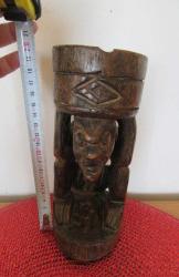 1950'LERDEN ÇOK NADİR EL OYMASI ANTİKA ADAYI AFRİKA VOODOO BÜYÜCÜSÜ AHŞAP KÜL TABLASI BİBLO HEYKEL (HAFİF EĞİMLİ) 20 CM