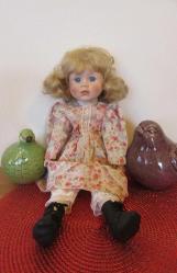 PORSELEN BEBEK VİNTAGE İRİ YANAKLI PEMBE GİYSİLİ 40 cm