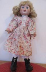 PORSELEN BEBEK VİNTAGE İRİ YANAKLI PEMBE GİYSİLİ 40 cm