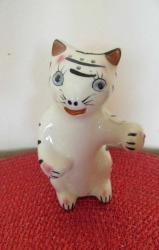 Japonya 1980 lerden Damgalı Vintage Seramik Porselen Görünümlü Kedi Tuzluk Karabiberlik Biblo 10 cm
