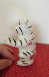 Japonya 1980 lerden Damgalı Vintage Seramik Porselen Görünümlü Kedi Tuzluk Karabiberlik Biblo 10 cm