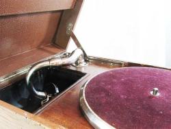 AnTiKa ALMAN KLAUSAFONS ÇaNTa GRAMOFON......