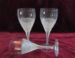 ViNTaGe AVRUPA HaRiKa KRİSTAL KADEHLER...3 adet