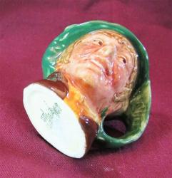 KoLeKSiYoNLuK İNGİLİZ DouLToN SERAMİK KüÇüK KUPA....Toby Jug