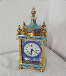 Retro Cloisonne Mineli Cameo Portreli Masa Saati Mantle Clock Kurmalı Çin