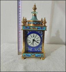 Retro Cloisonne Mineli Cameo Portreli Masa Saati Mantle Clock Kurmalı Çin