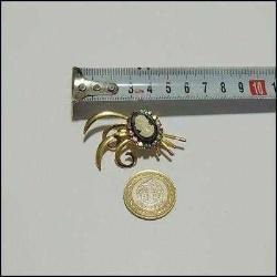 Retro Altın Ton Renkli Taşlı Akrilik Cameo Bayan Portresi Broş İğne 0063