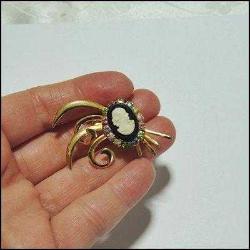 Retro Altın Ton Renkli Taşlı Akrilik Cameo Bayan Portresi Broş İğne 0063