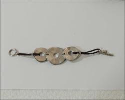 Vintage KENNETH COLE Gümüş Ton Metal Taşlı Deri Kordonlu Bileklik   0062