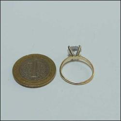 Retro 10 Ayar Altın Zirkon Taşlı Tektaş Yüzük Ölçü 17 0056