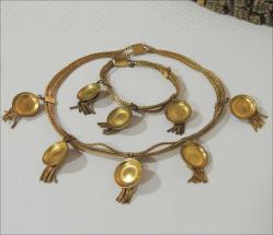 Antika Altın kaplama Kemer Tokası Formunda Püsküllü Kolye Bileklik set  0062
