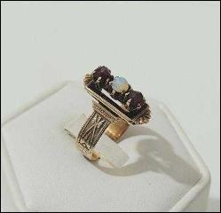 Antika 10 Ayar Altın Garnet ve Opal Taşlı Yüzük Ölçü 7 0096