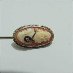 Vintage 14K 14 Ayar Altın Pırlanta Elde Oyma Cameo Yaka İğnesi 0039