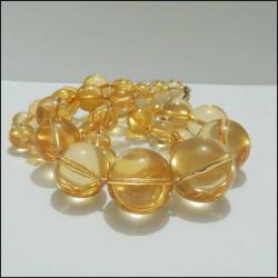 Retro Bal Rengi Lucite Kolye