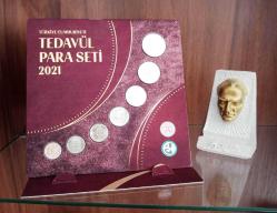 2021 DARPHANE TEDAVÜL SETİ (Hediyelik Vitrin ve Masa Üstü Ürün)