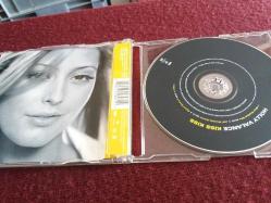 HOLLY VALANCE KISS KISS MAXI MÜZİK CD