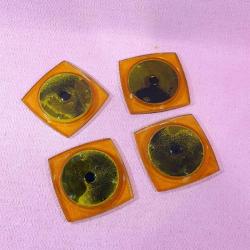 RETRO LAS VEGAS HATIRASI AMBER RENKLİ ŞEFFAF PLASTİK 4 ADET COASTER MADE IN BRITISH C.C HONG KONG