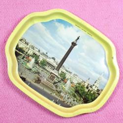 RETRO WORCESTER WARE LONDRA TRAFALGAR MEYDANI AMİRAL NELSON ANITI RESİMLİ KÜÇÜK TENEKE TEPSİ