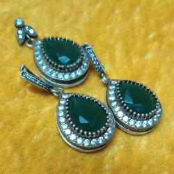 VINTAGE ELİŞİ GÜMÜŞ YEŞİL TAŞLI BİR ÇİFT KÜPE VE KOLYE UCU ÜÇLÜ SET