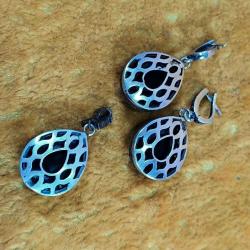 VINTAGE ELİŞİ GÜMÜŞ YEŞİL TAŞLI BİR ÇİFT KÜPE VE KOLYE UCU ÜÇLÜ SET