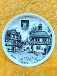 VINTAGE ALTES TOR MIT PFENNIGSTUBE SİYAH BEYAZ RESİMLİ KÜÇÜK PORSELEN TABAK
