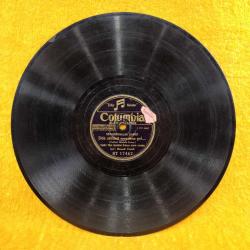 ANTİKA TAŞ PLAK TARİHİ TÜRK MUSİKİSİ ÜNİSON ERKEK KOROSU ŞEF MESUT CEMİL , HALİYLE