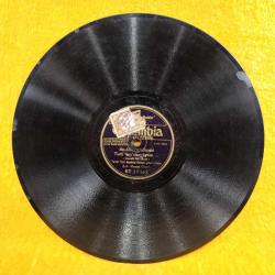 ANTİKA TAŞ PLAK TARİHİ TÜRK MUSİKİSİ ÜNİSON ERKEK KOROSU ŞEF MESUT CEMİL , HALİYLE