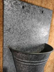 VINTAGE KAPI , BAHÇE DEKORATİF PANO GALVANİZLİ SAC ÇİÇEKLİK KOVA 94 X 27 CM