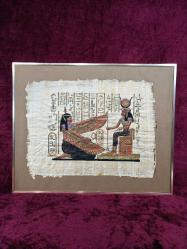 VINTAGE İMZALI ÇERÇEVELİ KARIŞIK TEKNİK MİTOLOJİK MISIR PAPİRUS RESİM 55X45 CM