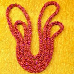 VINTAGE MERCAN GÖRÜNÜMLÜ CAM BONCUKLARDAN ELİŞİ HASIR ÖRGÜ GERDANLIK