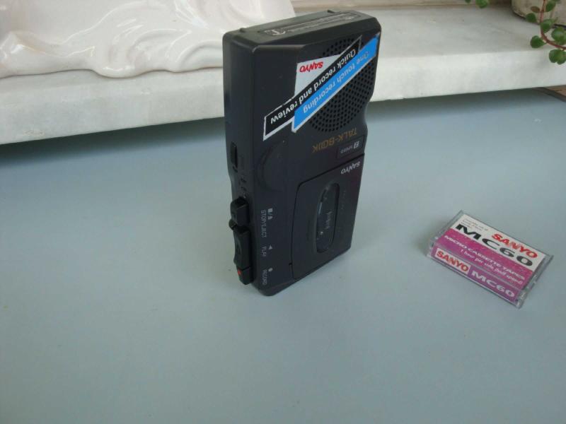 Enregistreur Micro Cassette SANYO TRC-520M Talk-Book + 2 Cassettes - Occasion