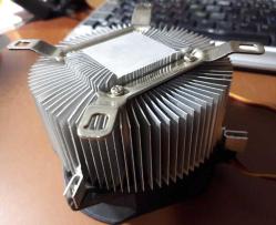 İntel işlemci lga775 metal blok ve fan (Oturtma AYAKLARI YOKTUR) LGA775 Socket (yto3-kmd)