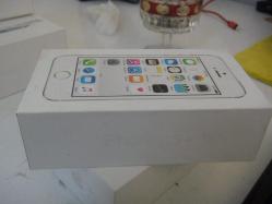 İPHONE 5S SİLVER 32GB KUTU ORJINAL BOŞ KUTUSUDUR (DEMİR RAF 33